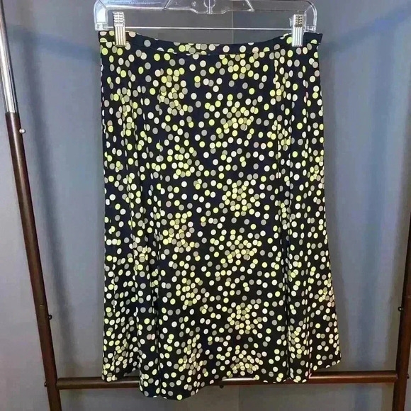 Talbots Women's Petite Small Polka Dot Flare Skirt mid length - Picture 1 of 8